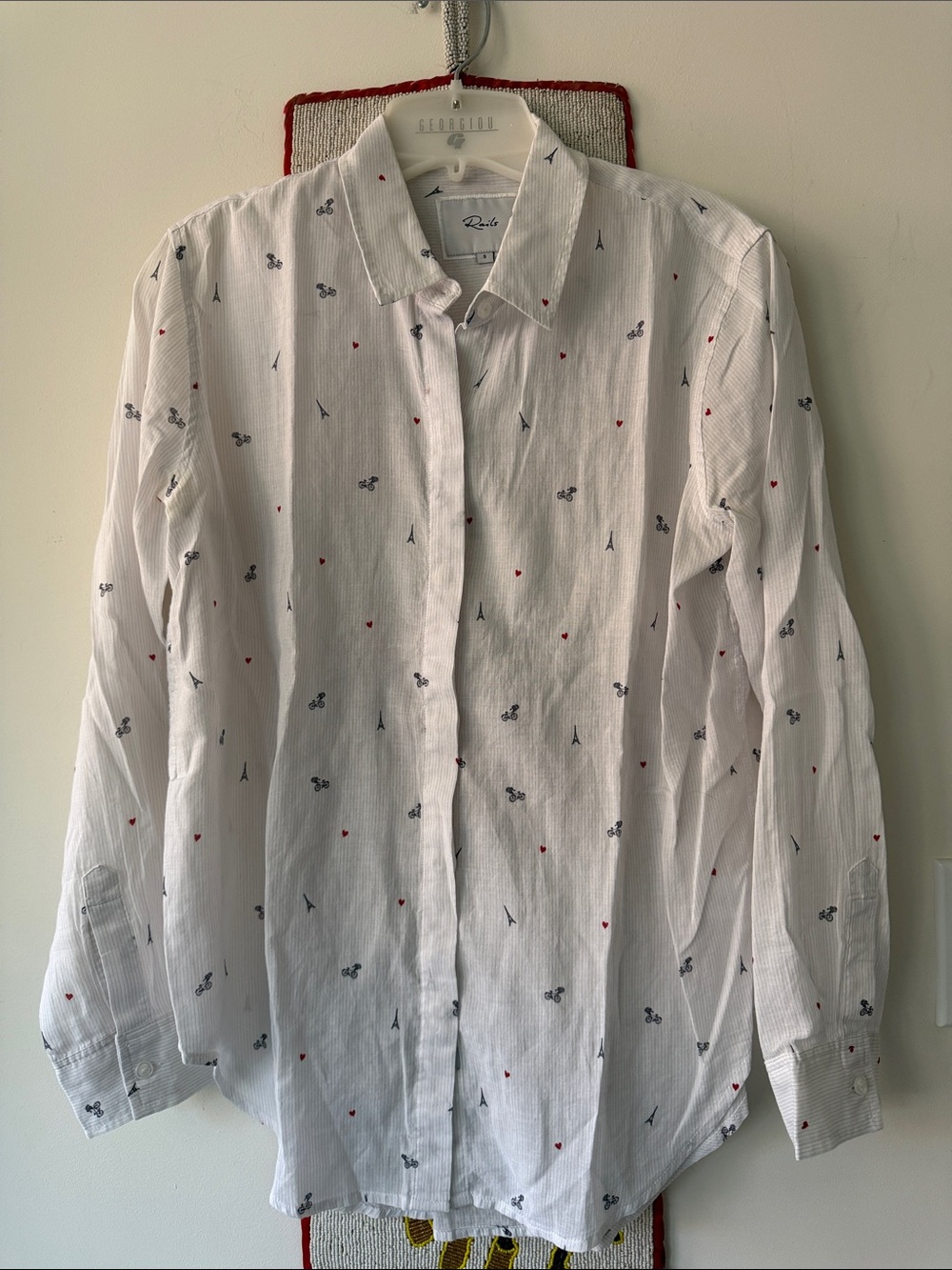 “RAILS” Taylor Eiffel Tower Print Shirt in the little Paris pattern